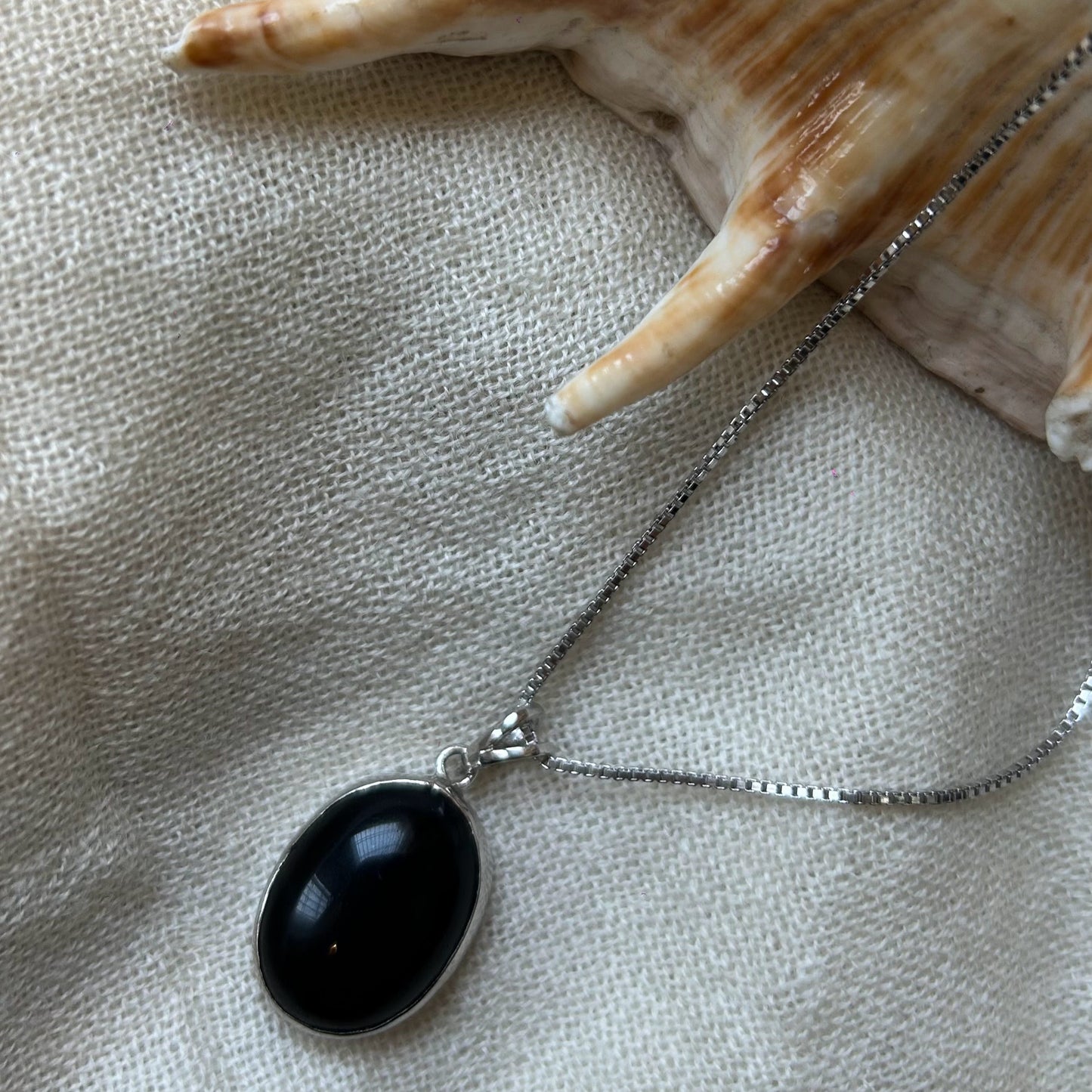 Midnight Allure- Onyx Oval Pendant